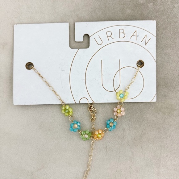 NWT Urban Outfitters Colorful Beaded Flower Chain Necklace - Picture 1 of 3